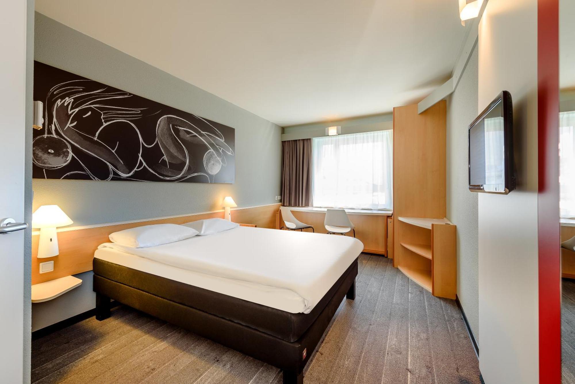 Hotel Ibis Брегенц Номер фото