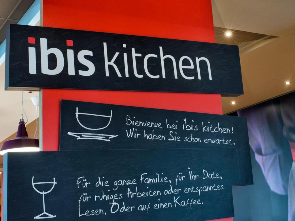Hotel Ibis Брегенц Экстерьер фото