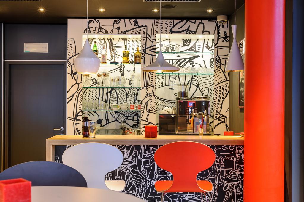 Hotel Ibis Брегенц Экстерьер фото