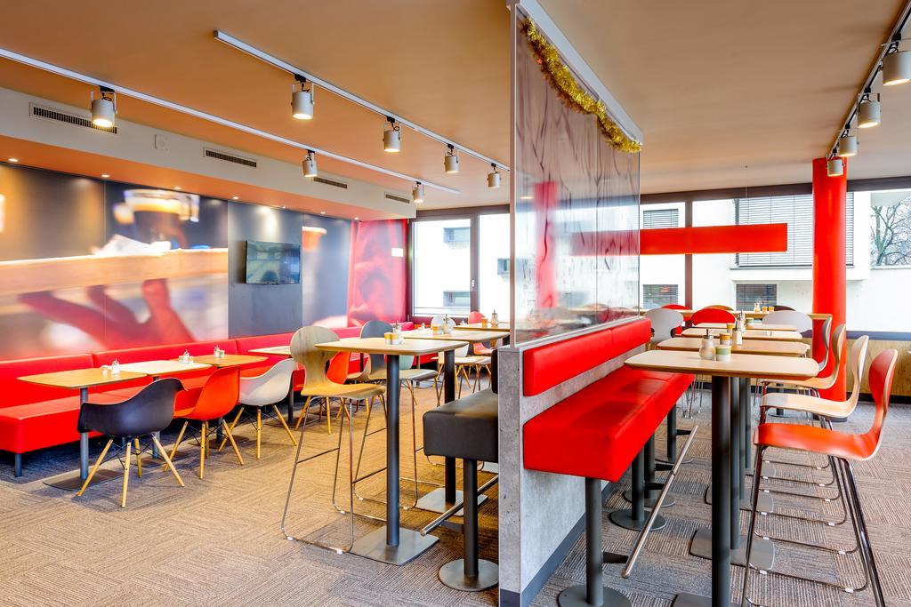 Hotel Ibis Брегенц Экстерьер фото