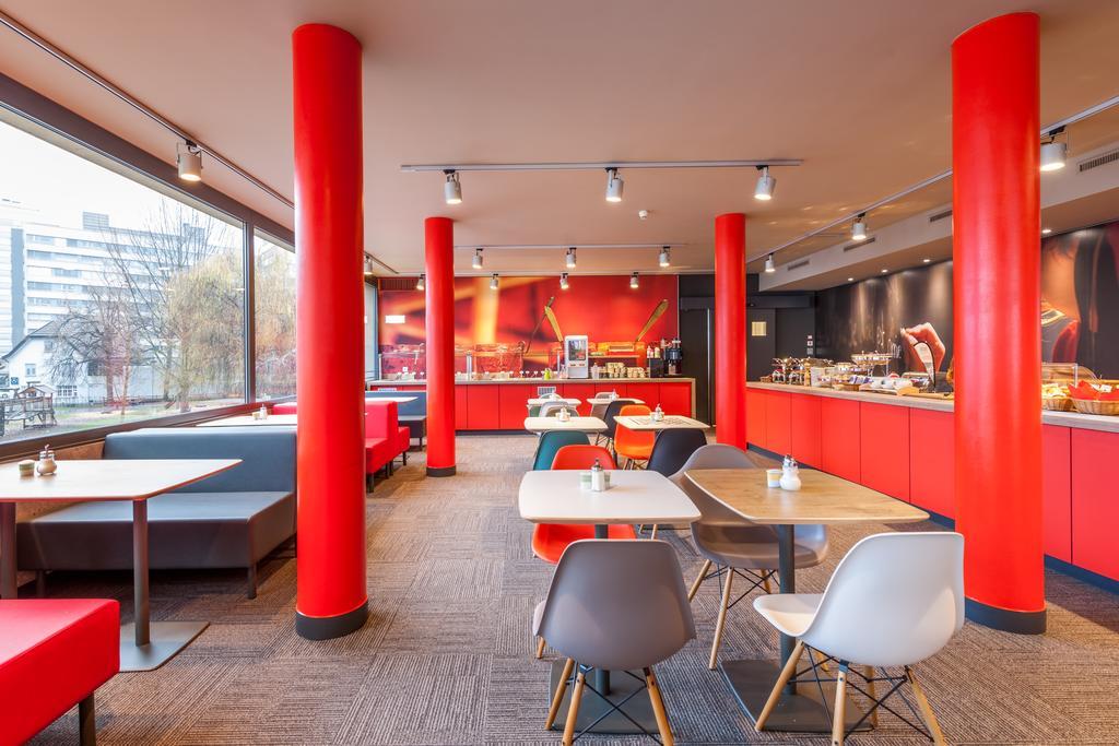 Hotel Ibis Брегенц Экстерьер фото