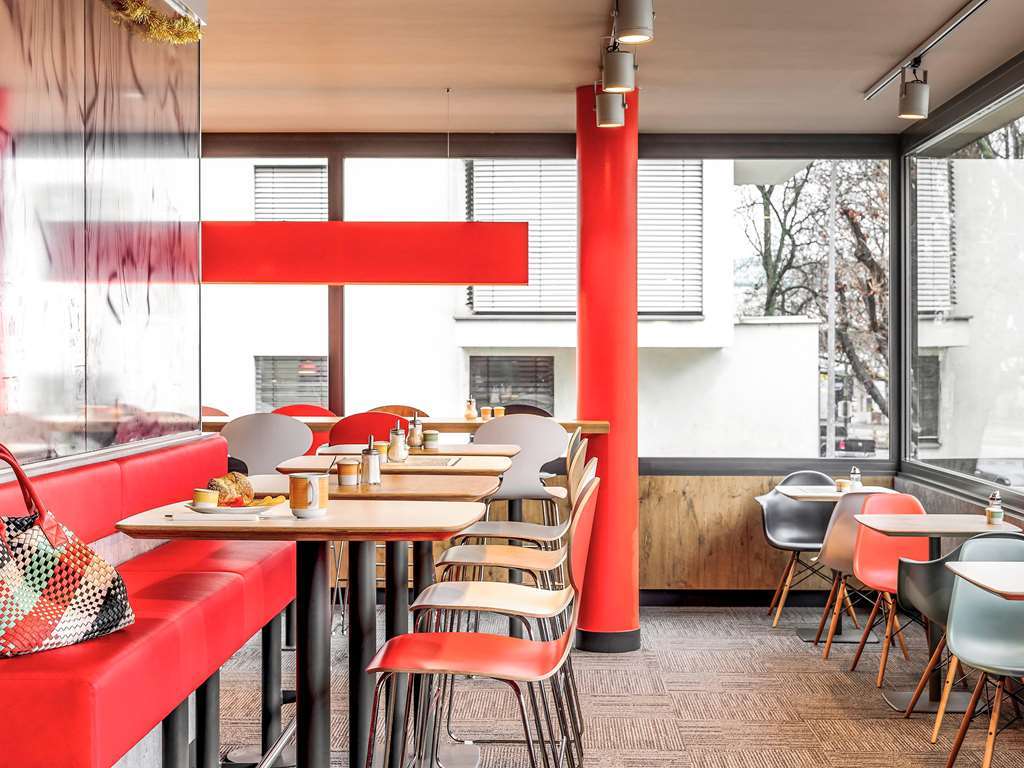 Hotel Ibis Брегенц Ресторан фото