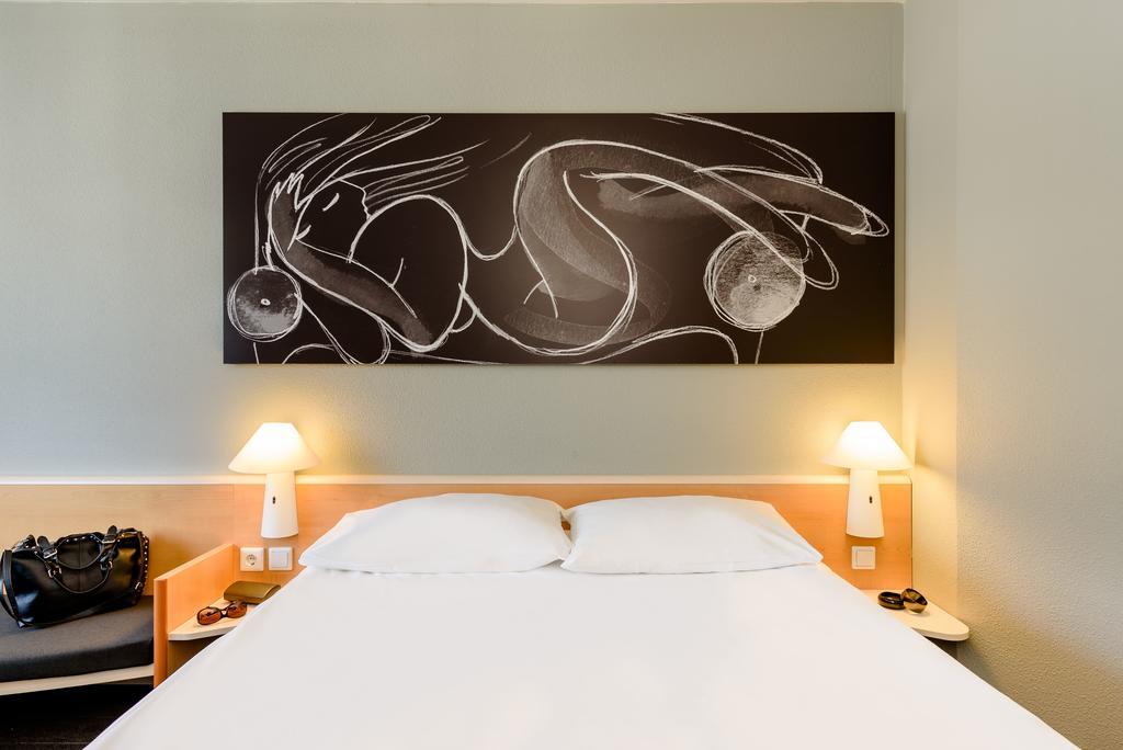 Hotel Ibis Брегенц Экстерьер фото