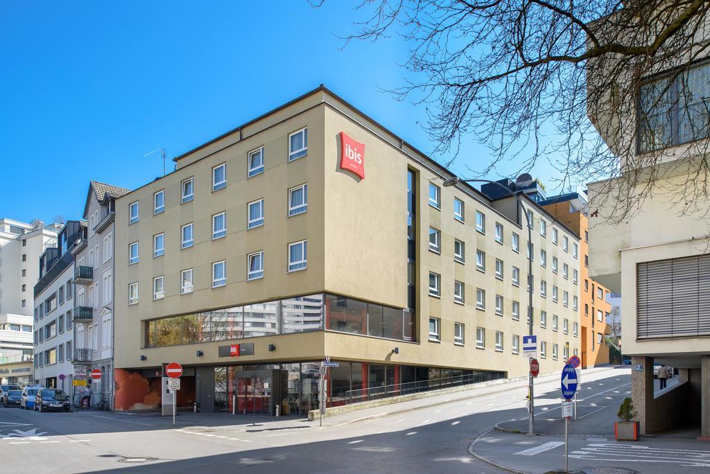Hotel Ibis Брегенц Экстерьер фото