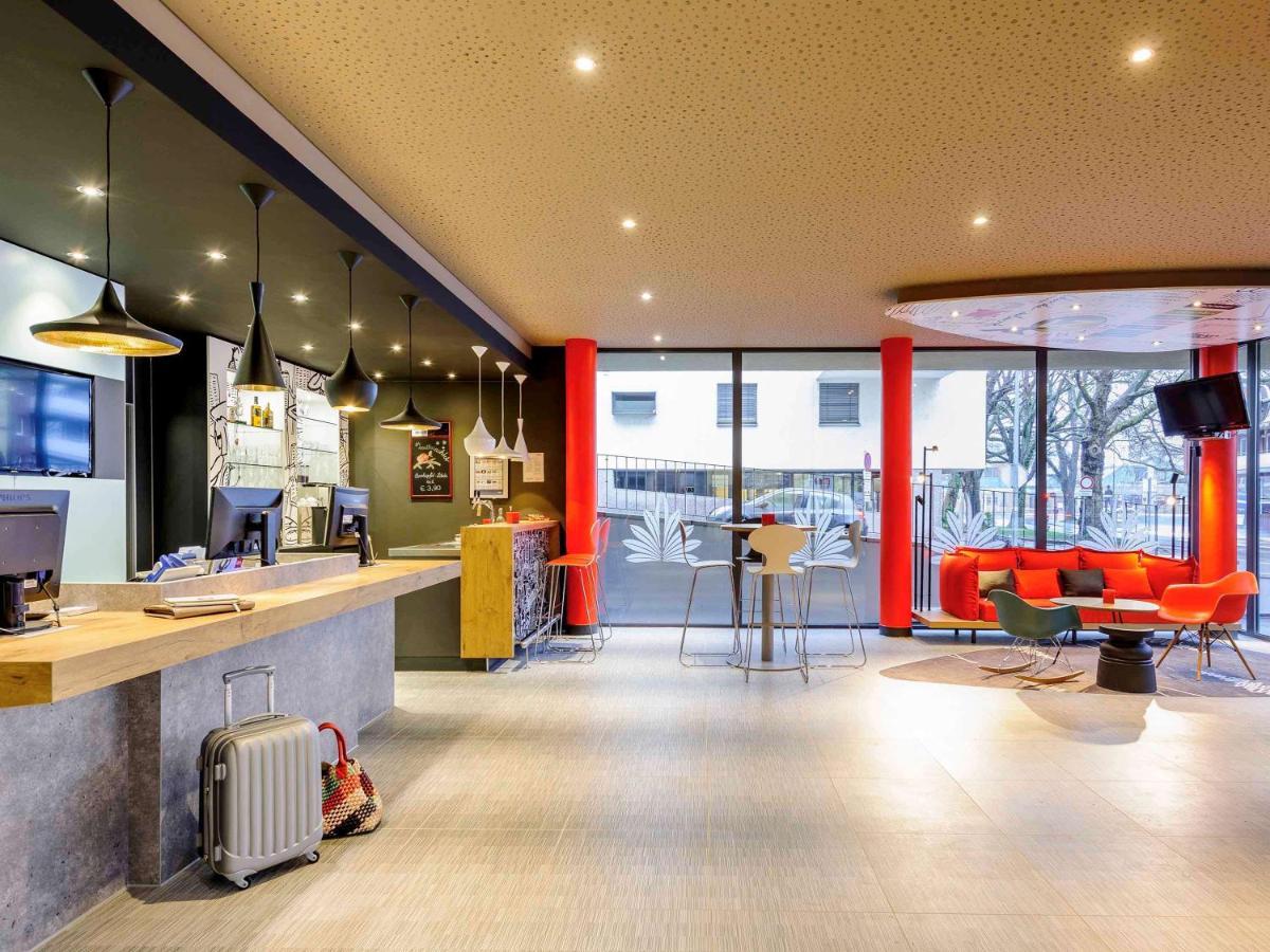 Hotel Ibis Брегенц Экстерьер фото