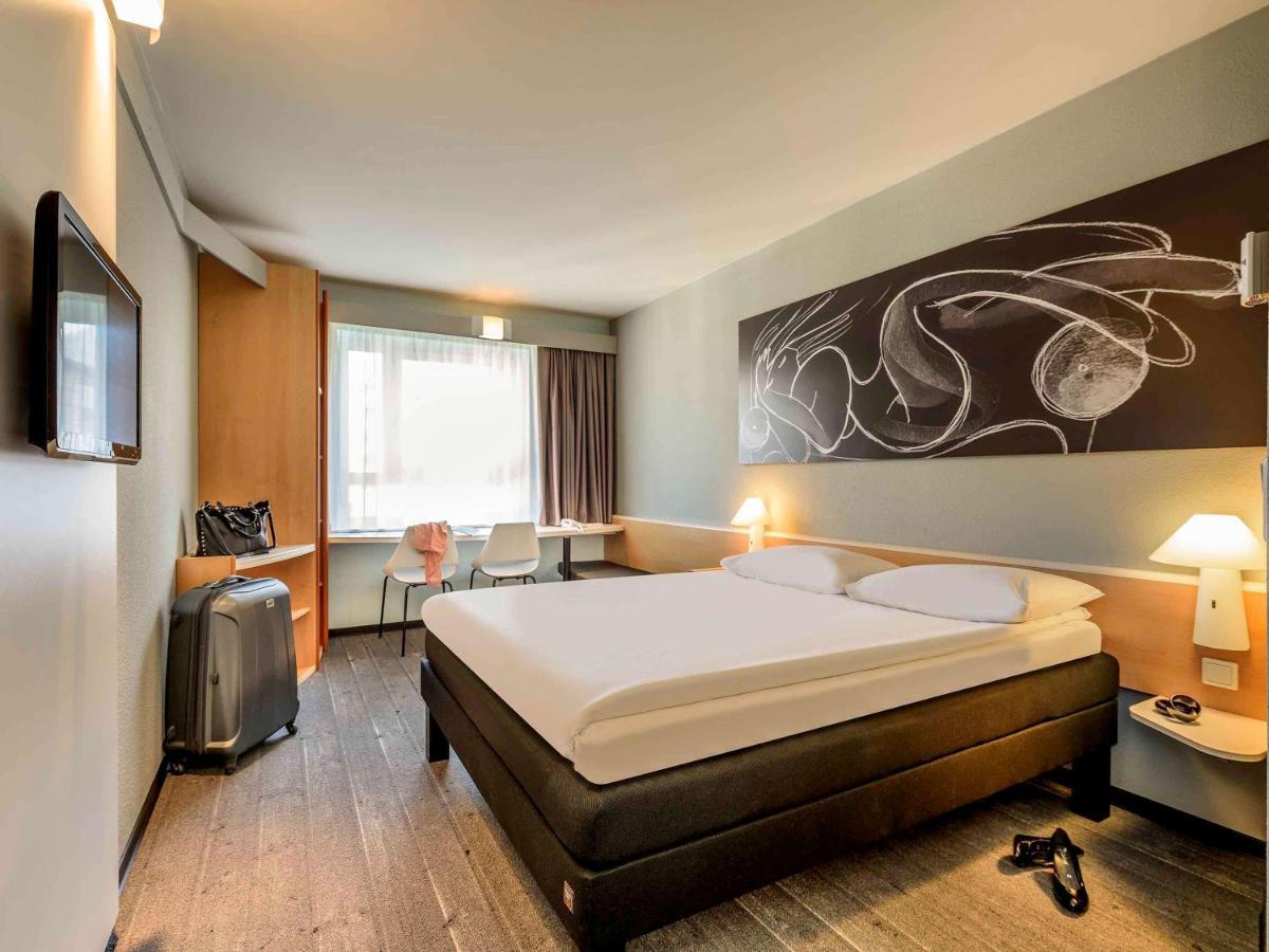 Hotel Ibis Брегенц Экстерьер фото